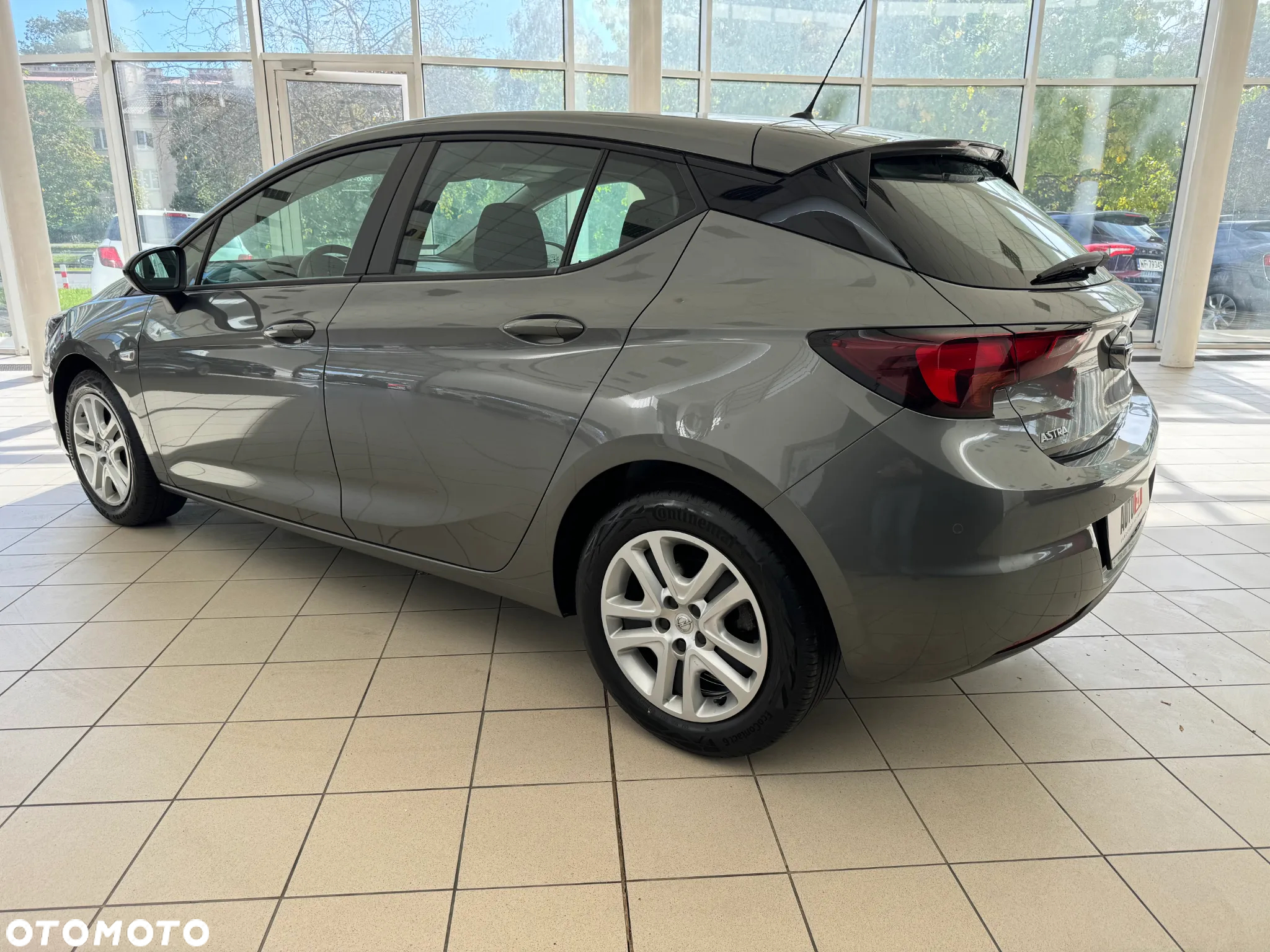 Opel Astra V 1.2 T Edition S&S - 15