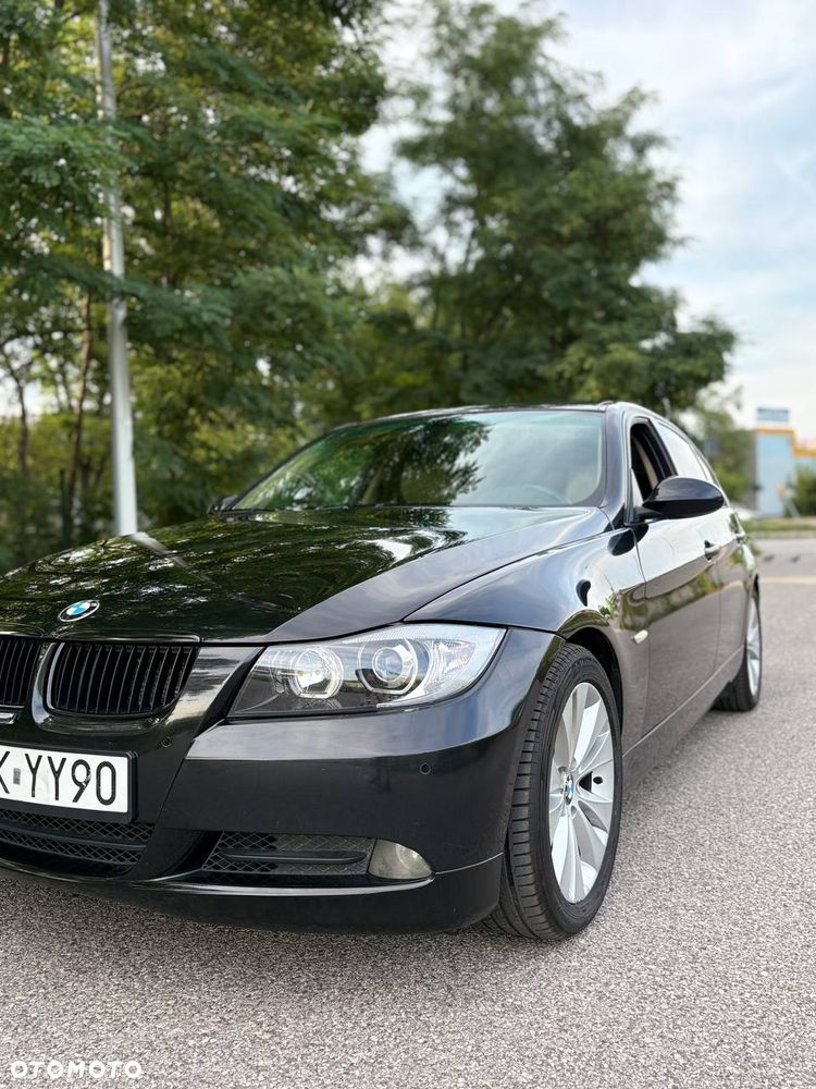 BMW Seria 3 320d DPF - 1