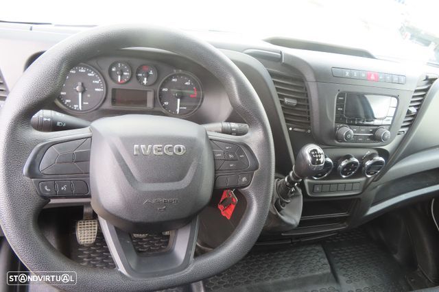 Iveco 35C16 3.0 C/PLATAFORMA - 13