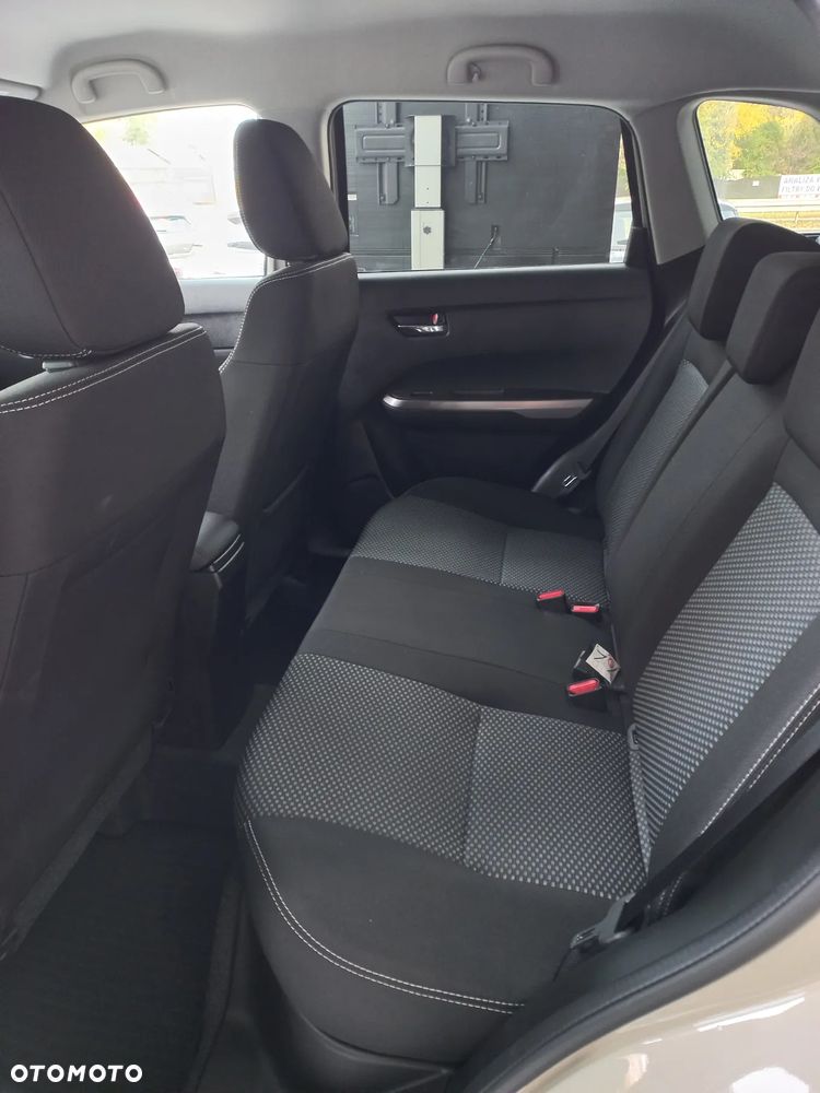 Suzuki Vitara 1.4 Boosterjet mHEV Premium Plus 2WD - 28