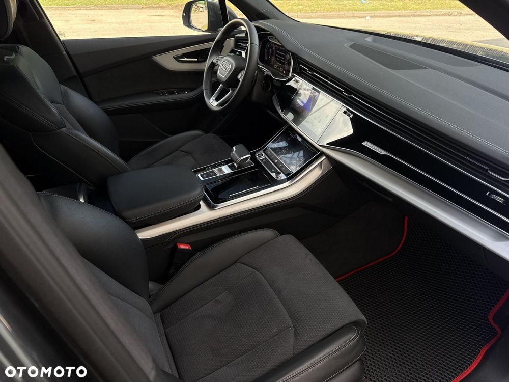 Audi Q7 - 25