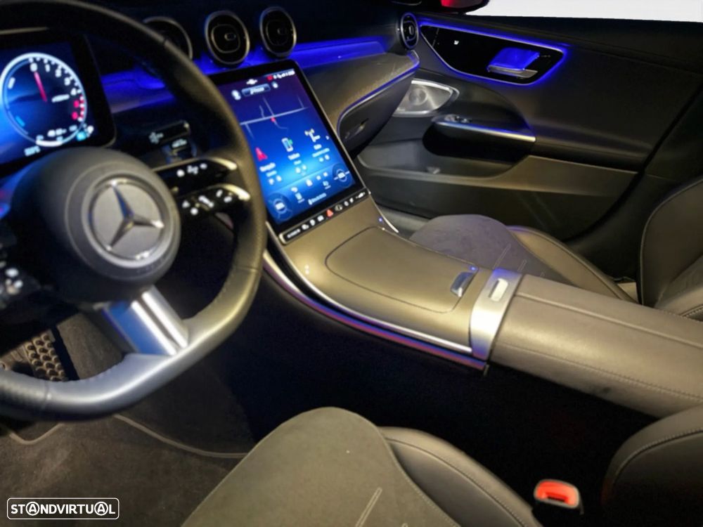 Mercedes-Benz C 300 de 4Matic T 9G-TRONIC AMG Line - 37