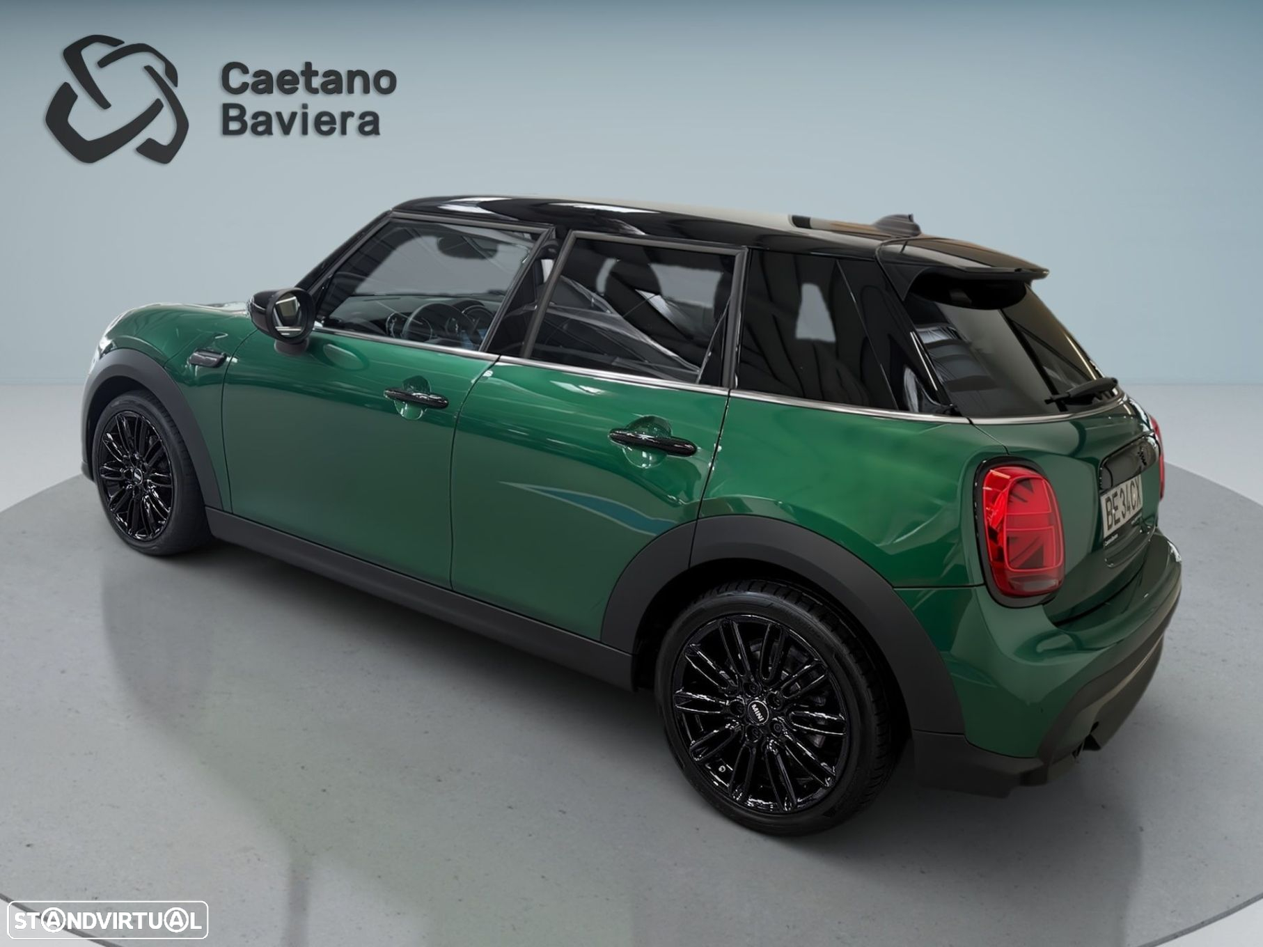 MINI 5 Portas Cooper Premium Classic Auto - 5