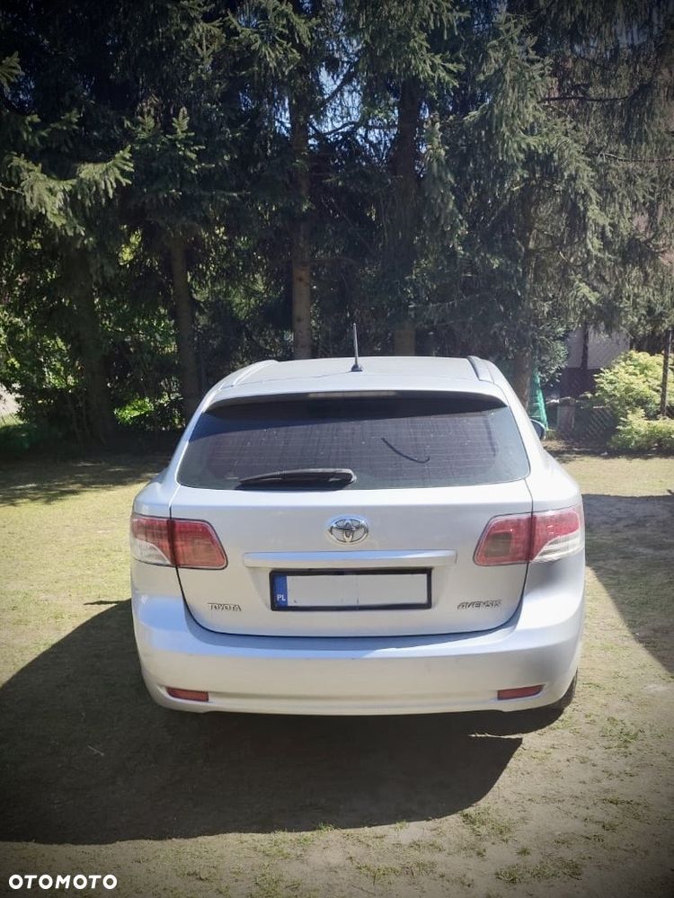 Toyota Avensis - 3