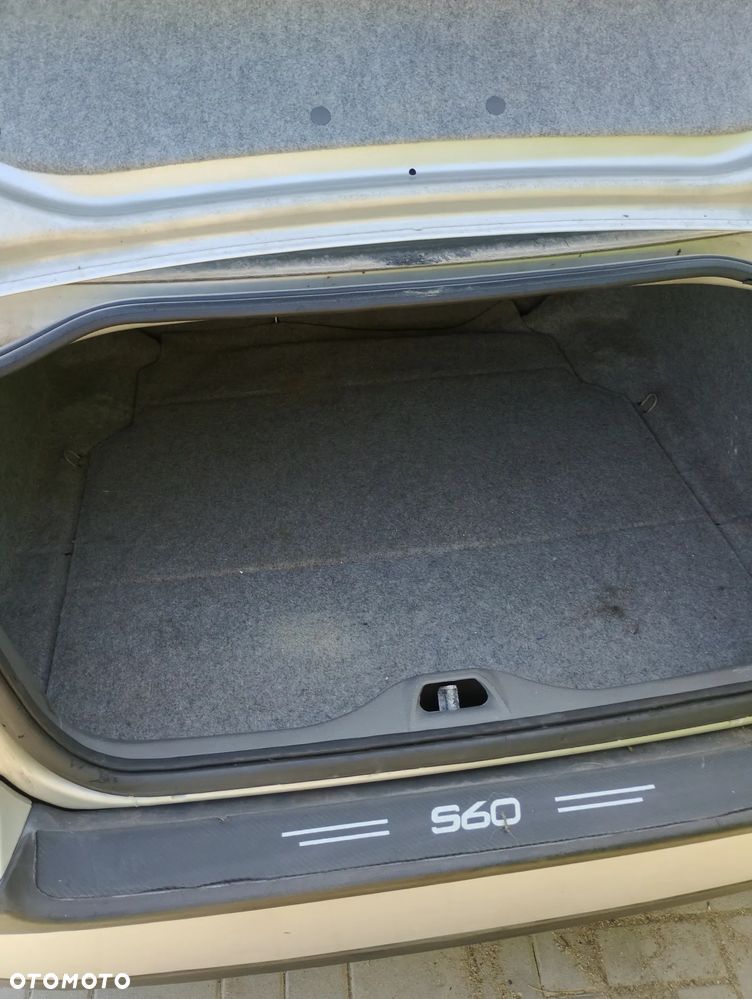 Volvo S60 - 10