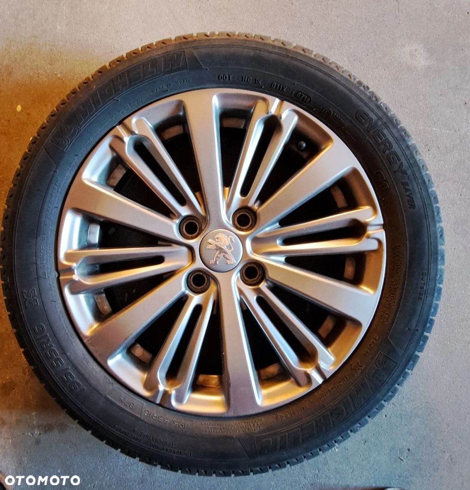 Peugeot 208 1.2 PureTech GPF Allure S&S - 15