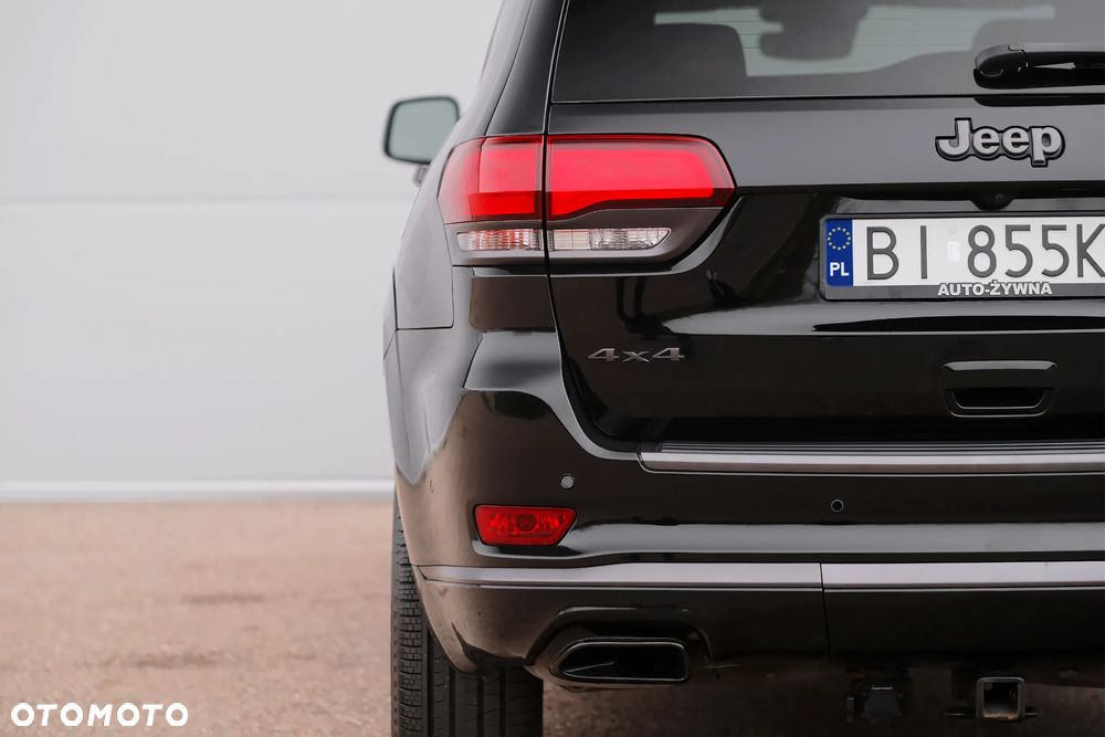 Jeep Grand Cherokee - 18