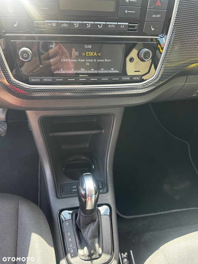 Volkswagen up! e-up - 33