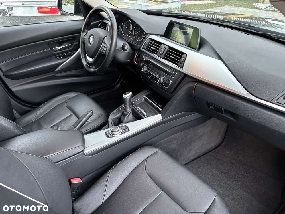 BMW Seria 3 318d DPF Edition Exclusive - 6