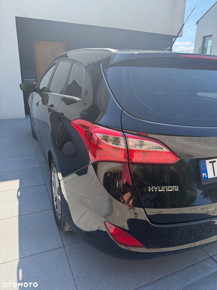 Hyundai i30 1.4 CRDi Classic + - 27