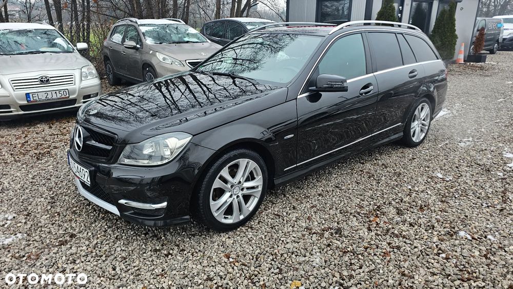 Mercedes-Benz Klasa C 250 (BlueEFFICIENCY) 7G-TRONIC Avantgarde - 4