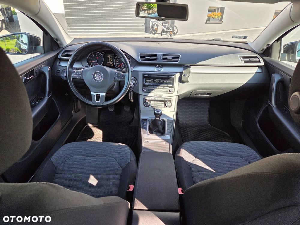 Volkswagen Passat 1.8 TSI Exclusive - 17