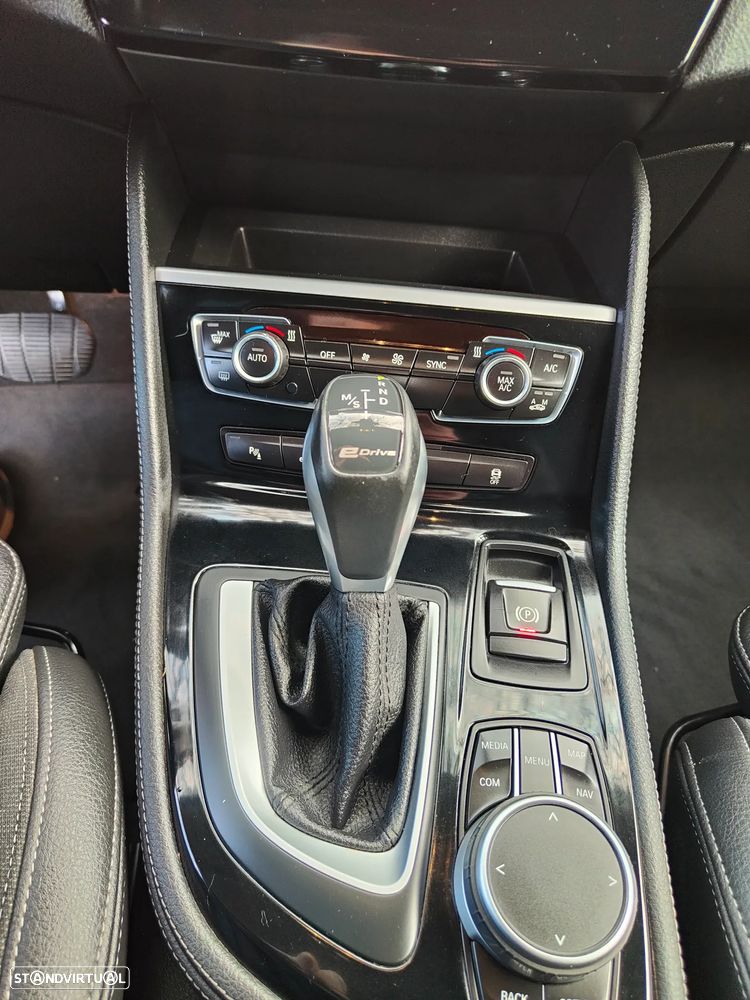 BMW 225xe Active Tourer Line Sport - 13