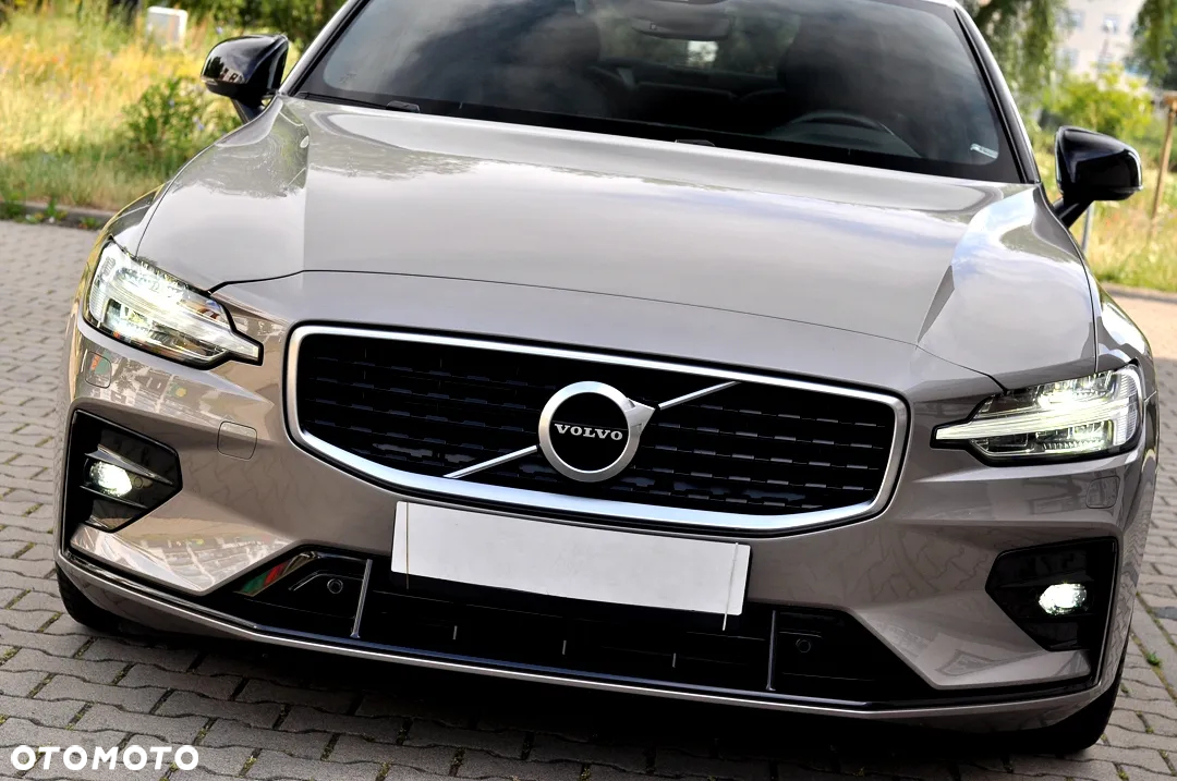 Volvo S60 T5 AWD R-Design - 11