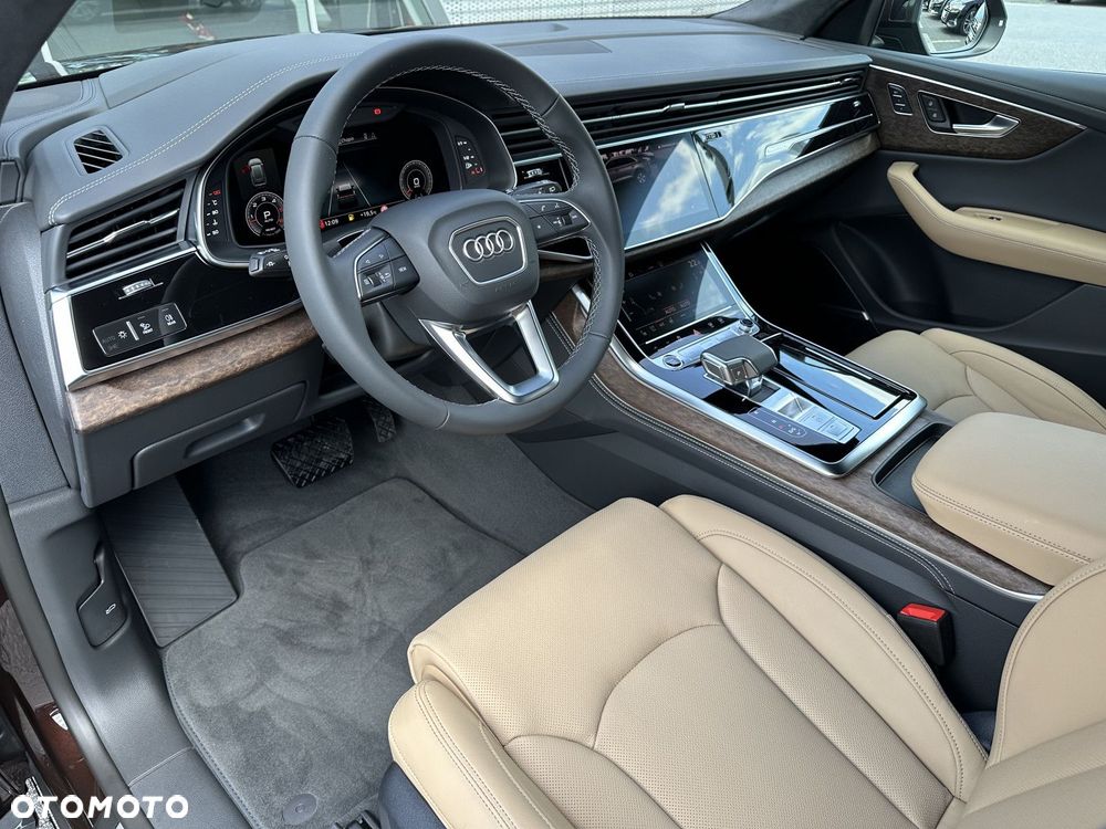 Audi Q8 - 13