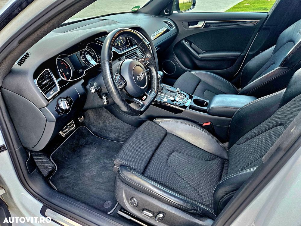 Audi A4 2.0 TDI DPF clean diesel multitronic S line Sportpaket - 6