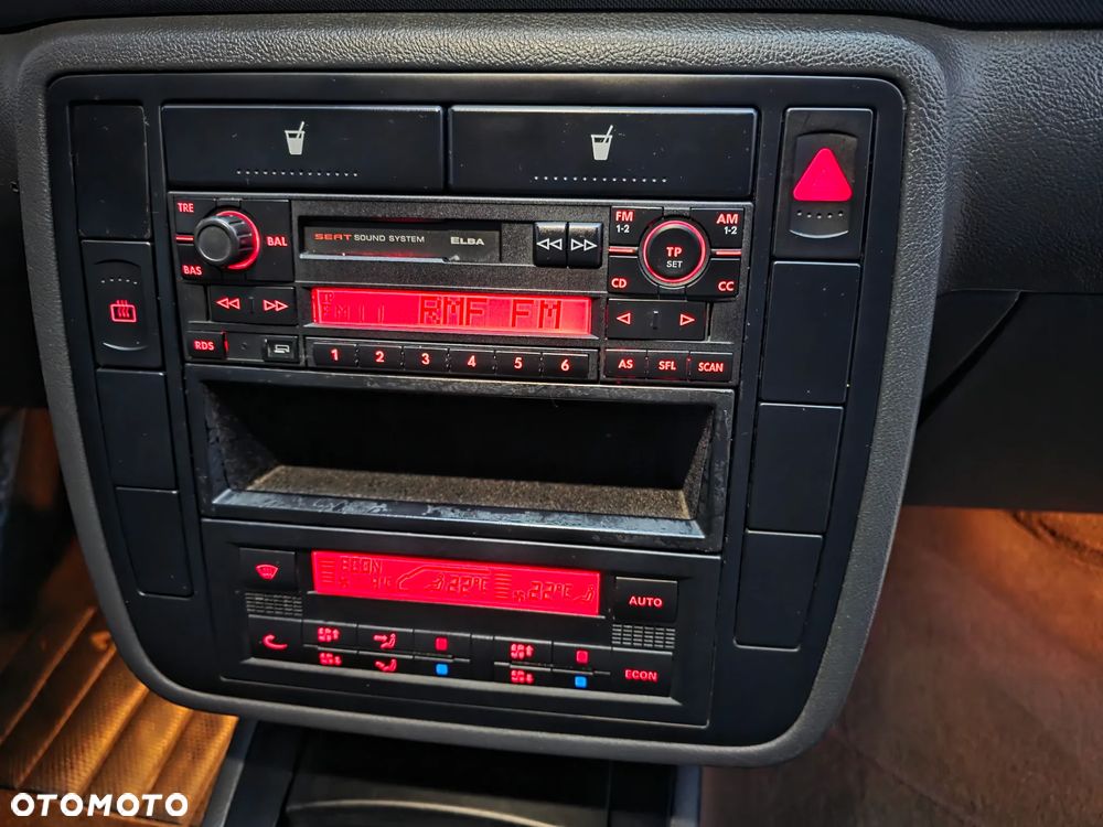 Seat Alhambra 1.9 TDI Kids - 32