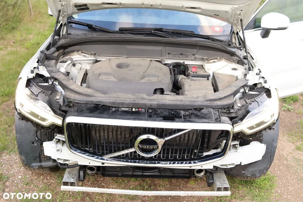 Volvo XC 60 T5 AWD Geartronic Momentum - 19