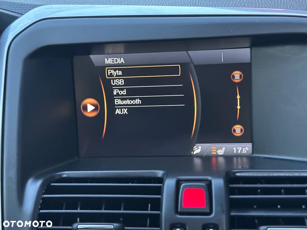 Volvo XC 60 T6 AWD Edition Pro - 23