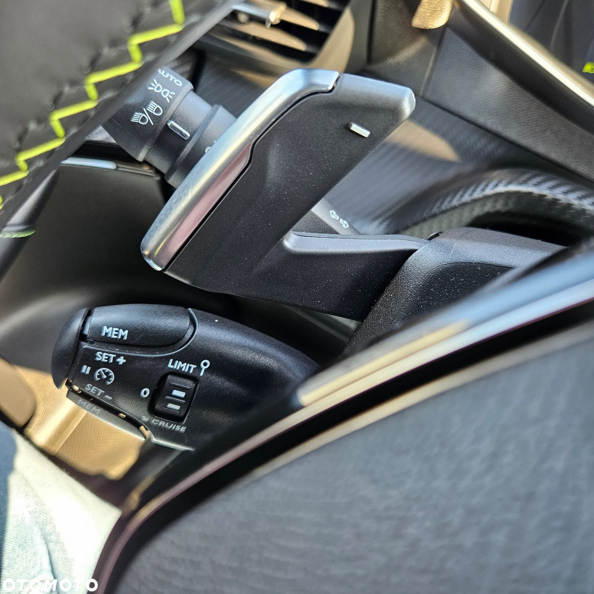 Peugeot 2008 1.2 PureTech GT S&S EAT8 - 20