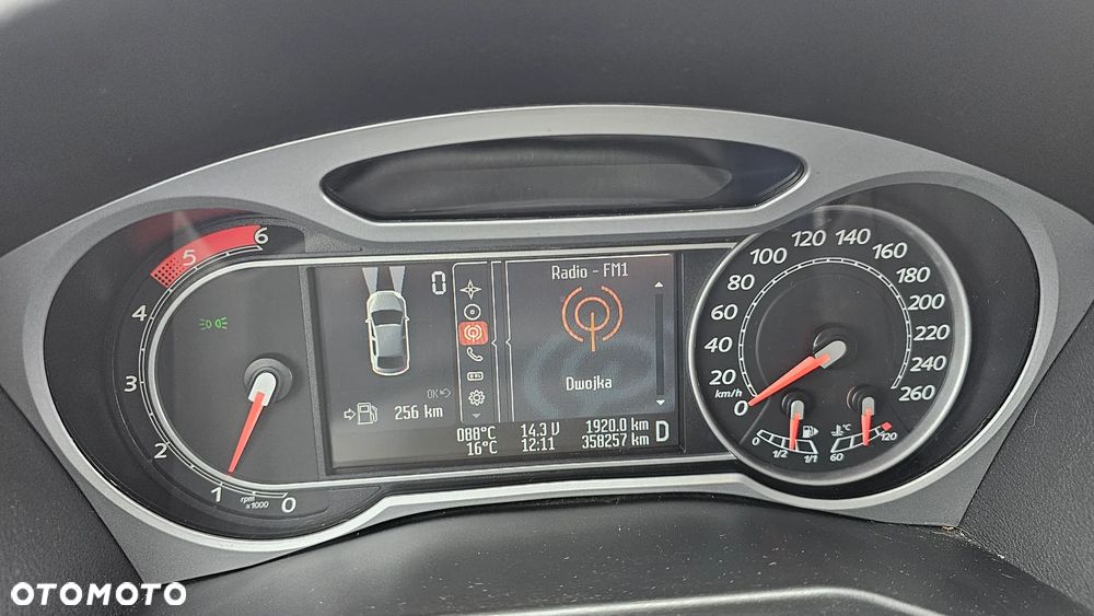 Ford Mondeo - 12
