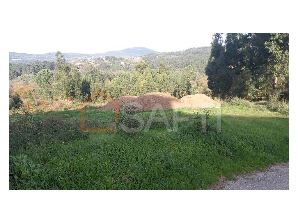 Terreno de Aptidão Construtiva - Grande imagem: 2/4