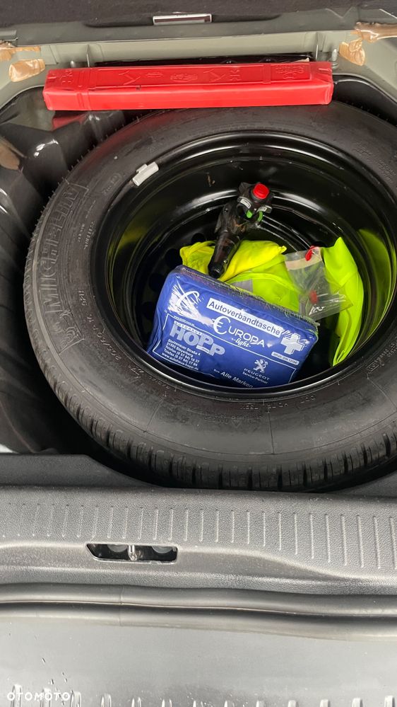 Renault Scenic 1.4 16V TCE Bose Edition - 34