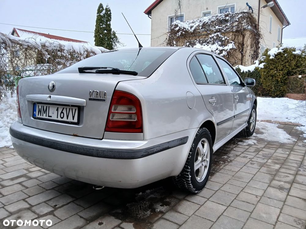 Skoda Octavia 1.9 TDI Ambiente - 2