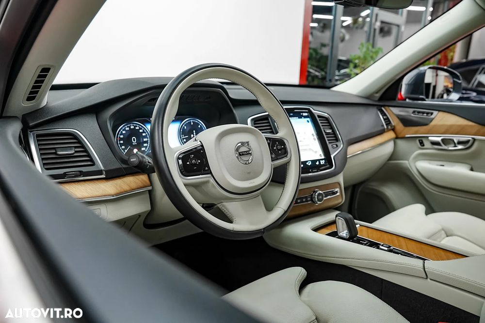 Volvo XC 90 B5 D AWD Geartronic Momentum Pro - 8