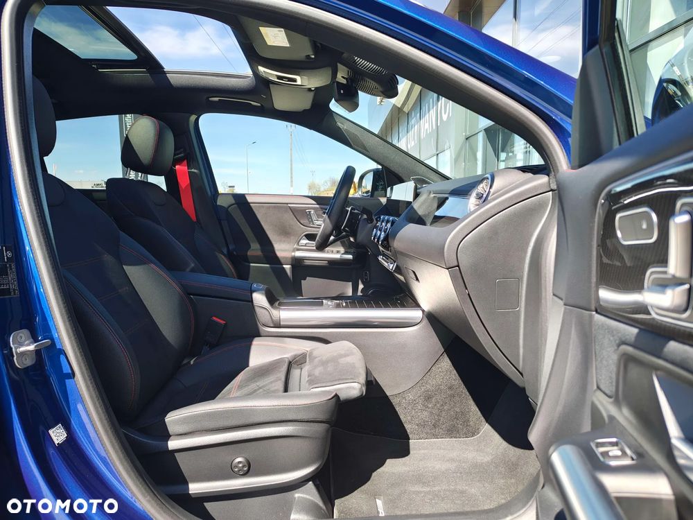Mercedes-Benz GLA AMG 35 mHEV 4-Matic 8G-DCT - 15