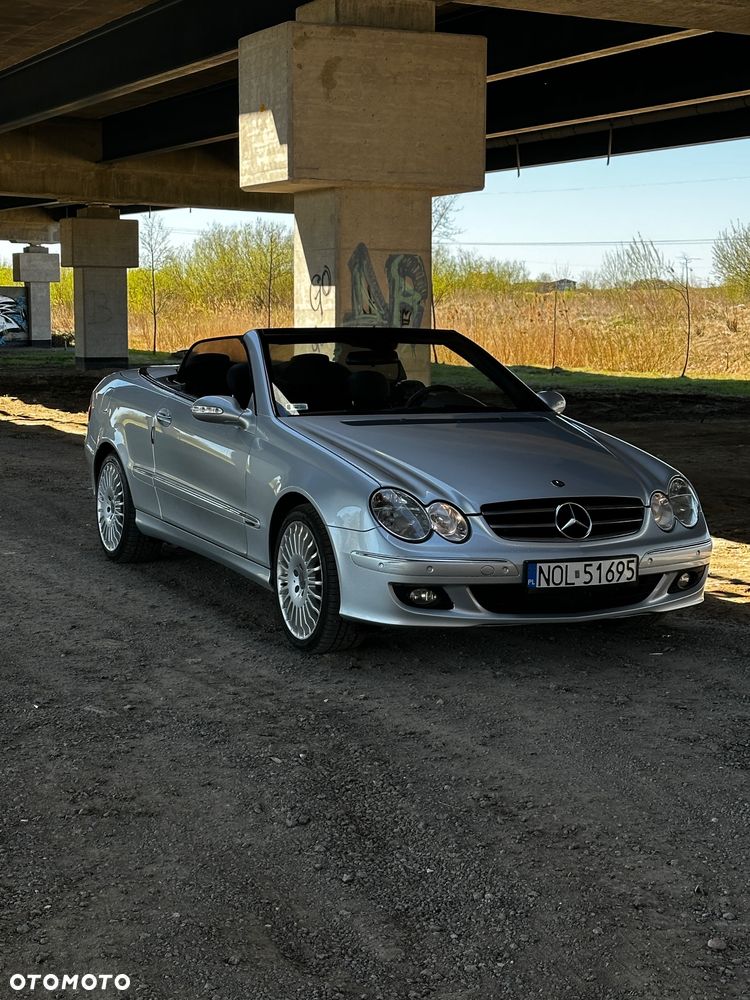 Mercedes-Benz CLK - 9