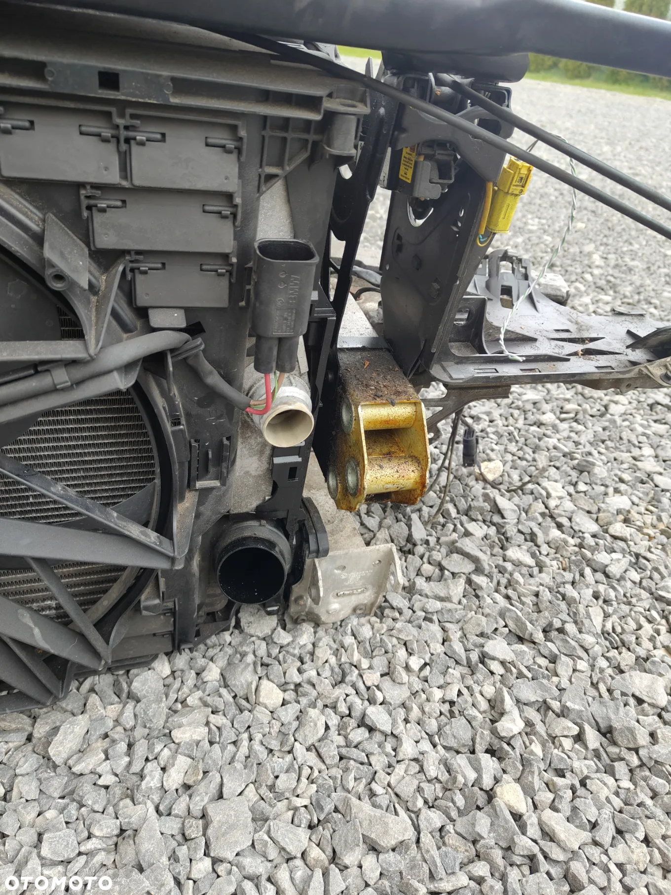 BMW F10 F11 2.0d Wzmocnienie Czołowe PAS CHŁODNICE Belka - 14