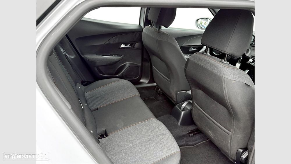 Peugeot 2008 1.2 PureTech Style - 16