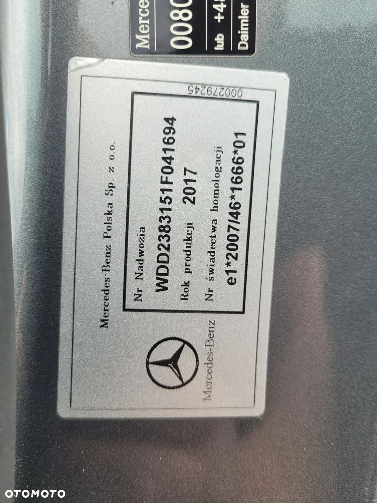 Mercedes-Benz Klasa E - 21