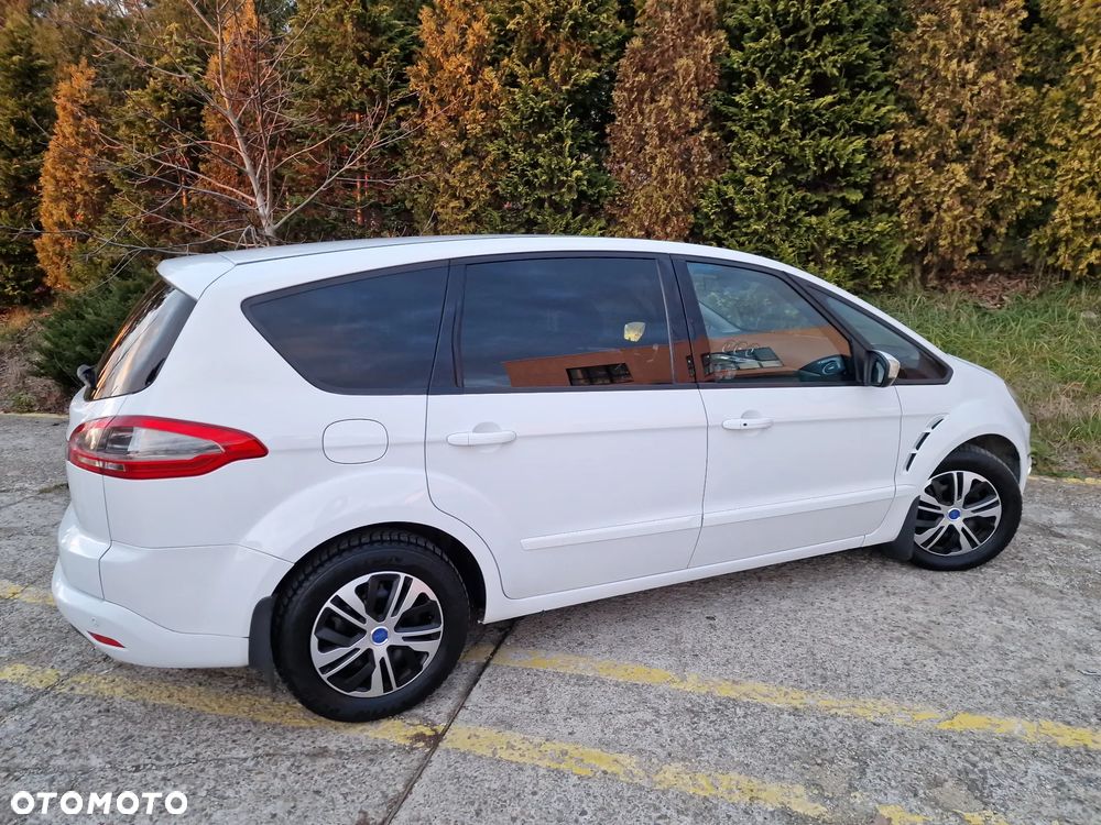 Ford S-Max 2.0 TDCi DPF Titanium - 24