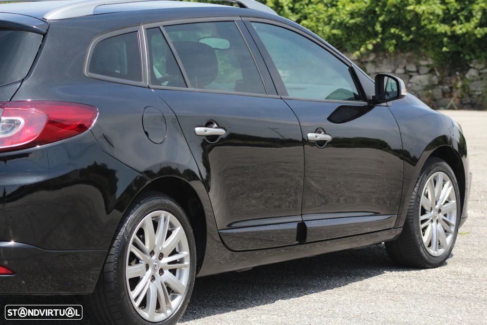 Renault Mégane Sport Tourer 1.5 dCi GT Line - 23