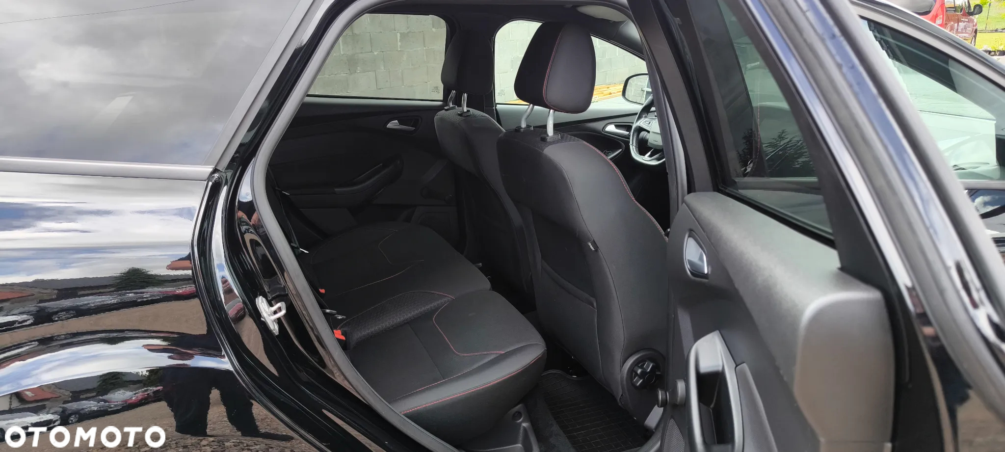 Ford Focus - 30