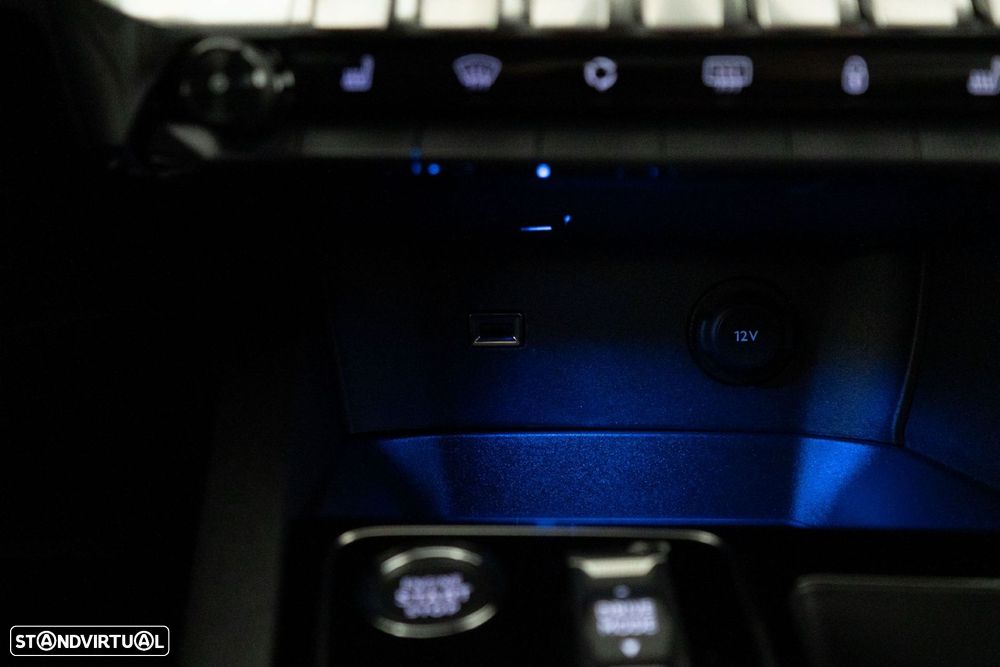 Peugeot 5008 1.2 Hybrid GT e-DCS6 - 30