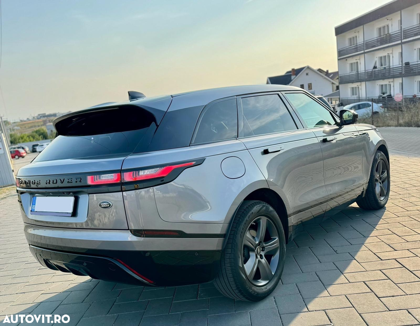 Land Rover Range Rover Velar 2.0 D200 MHEV S - 11