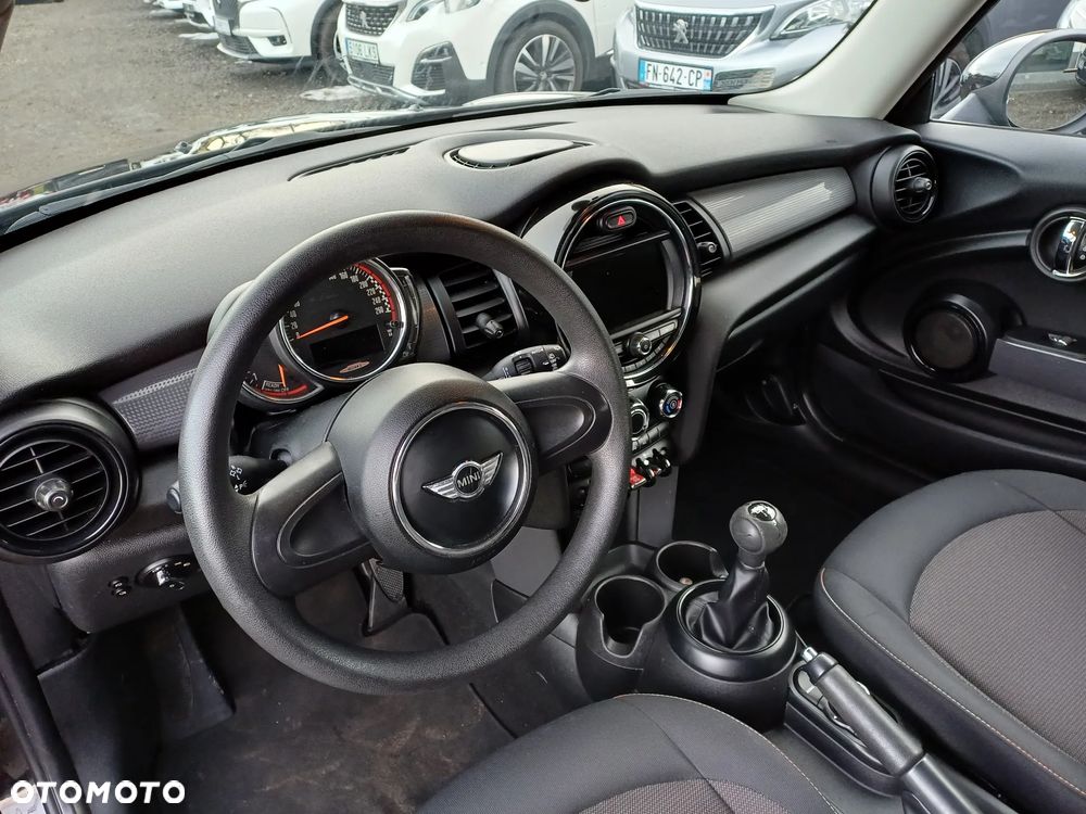 MINI Cooper John Works Trim - 16