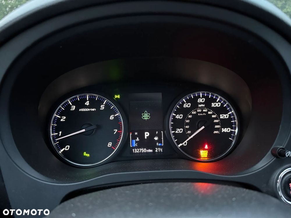 Mitsubishi Outlander - 21