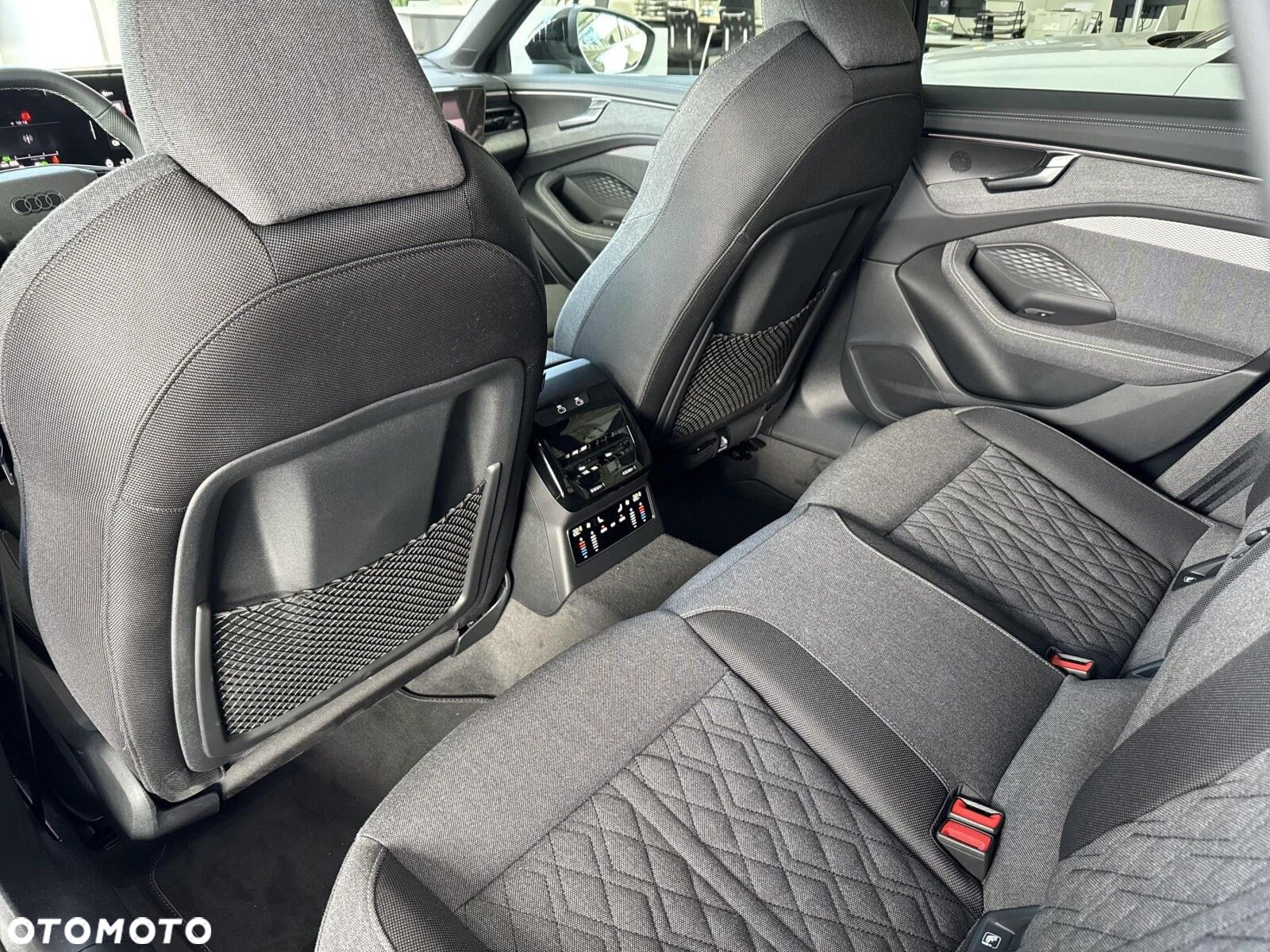 Audi A6 - 25