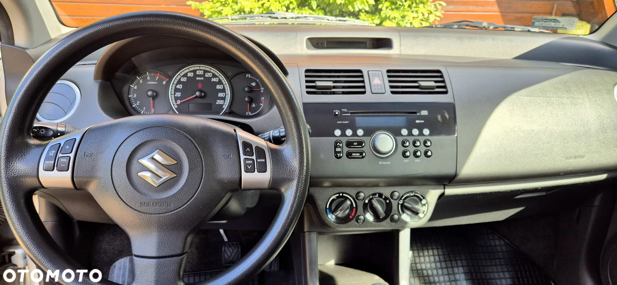 Suzuki Swift - 6