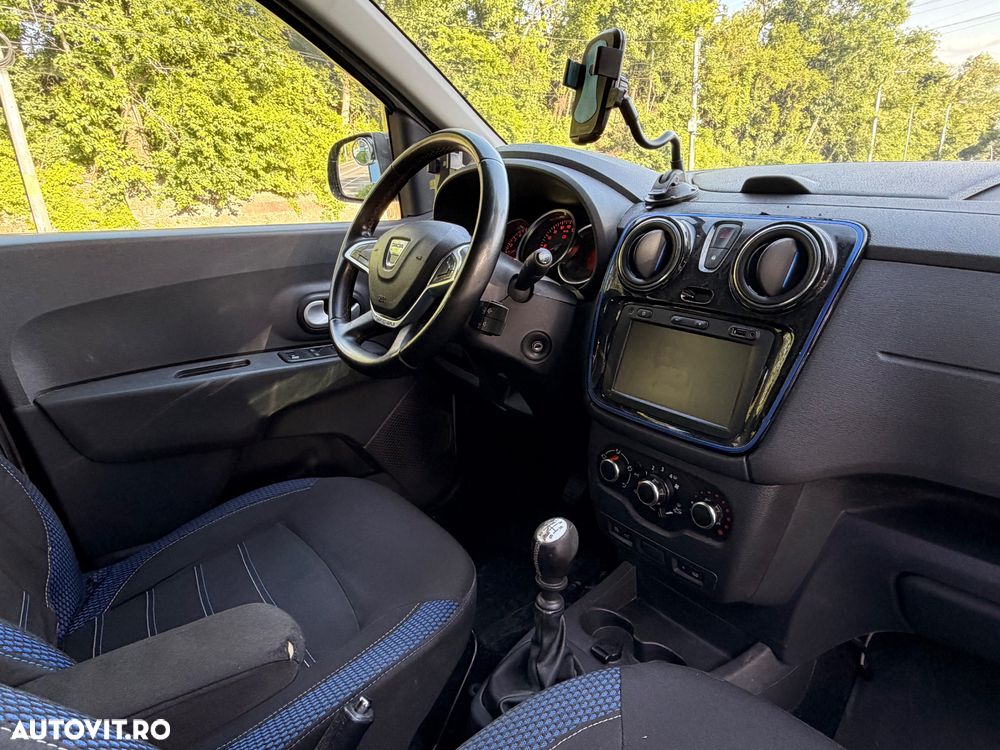 Dacia Lodgy Blue dCi 115 (7-Sitzer) Stepway Selection Blue - 4