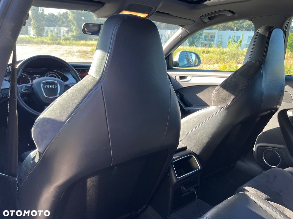 Audi A4 ver-2-0-tfsi-multitronic-s-line-sportpaket - 21