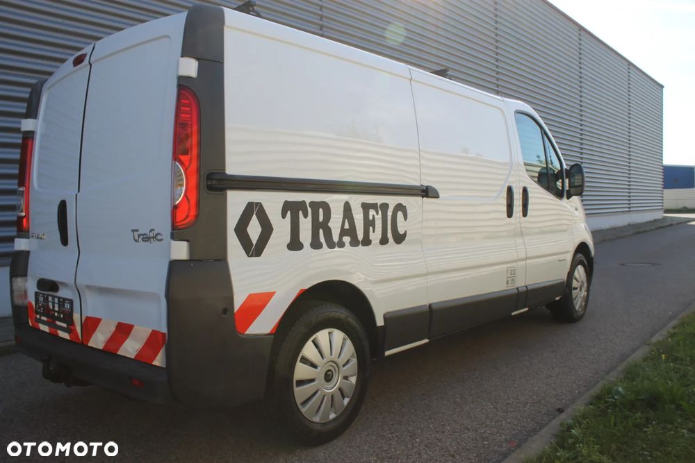 Renault Trafic - 17