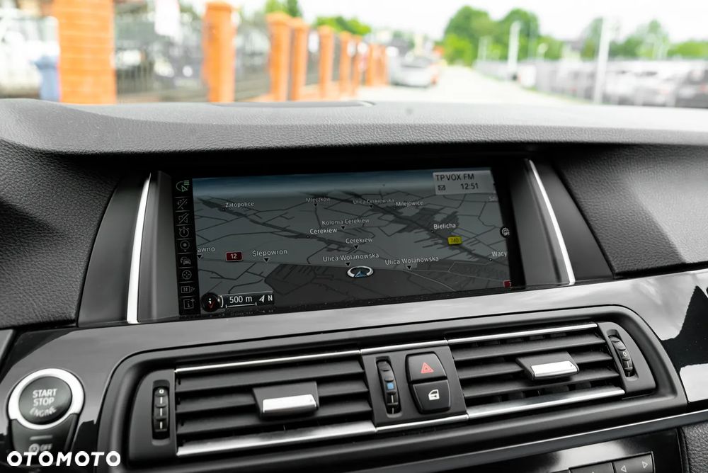 BMW Seria 5 525d xDrive Sport-Aut Modern Line - 36