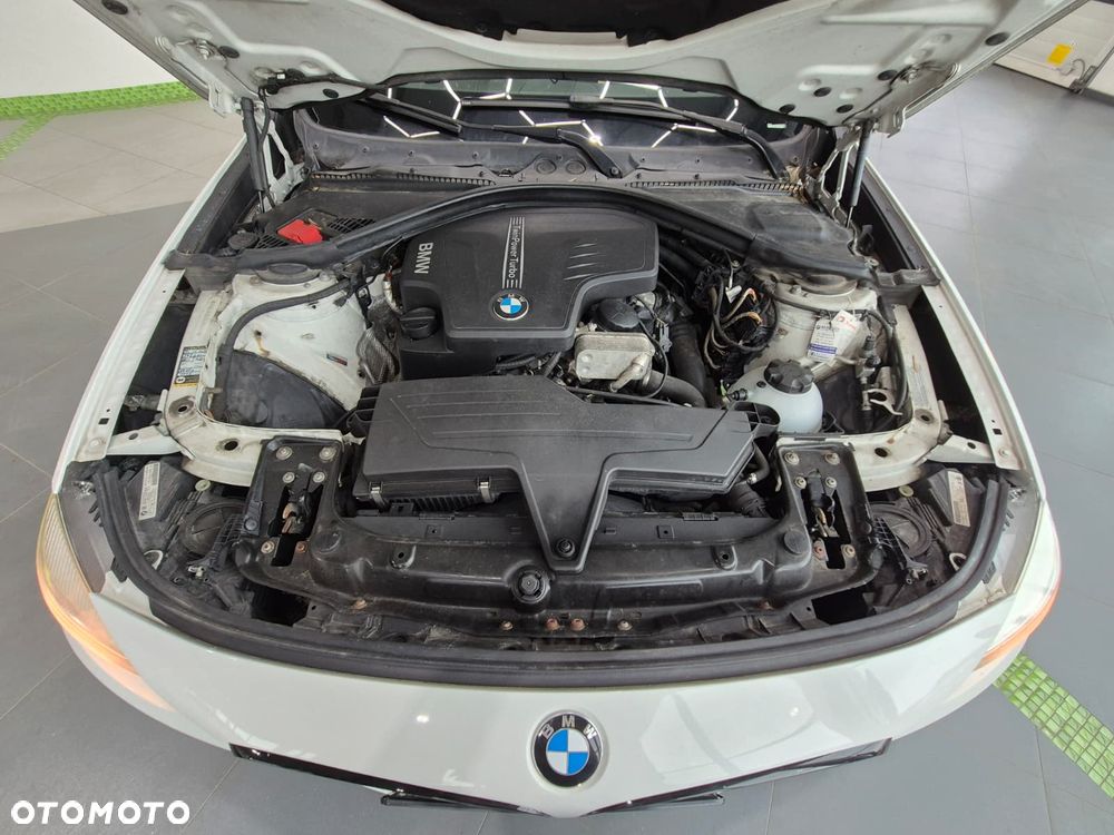 BMW 3GT 328i xDrive Sport-Aut - 36