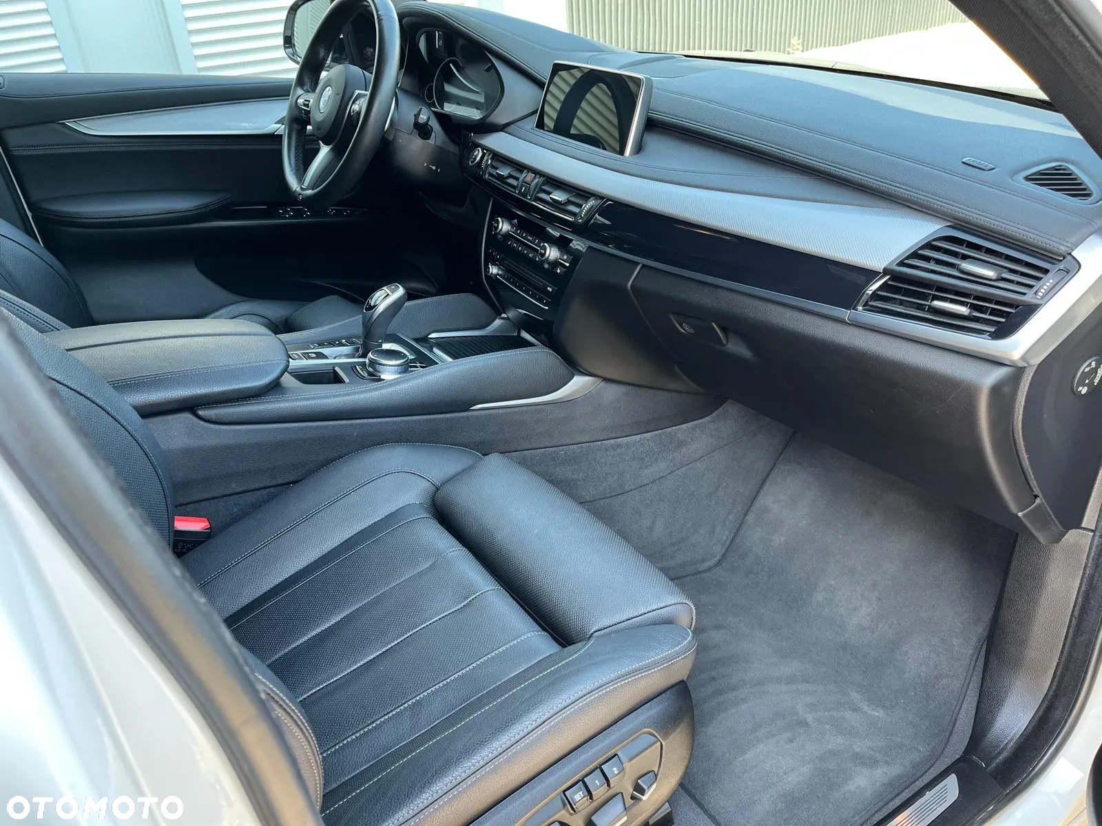 BMW X6 M50d - 22