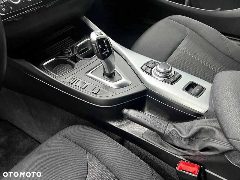 BMW Seria 2 218d M Sport - 20